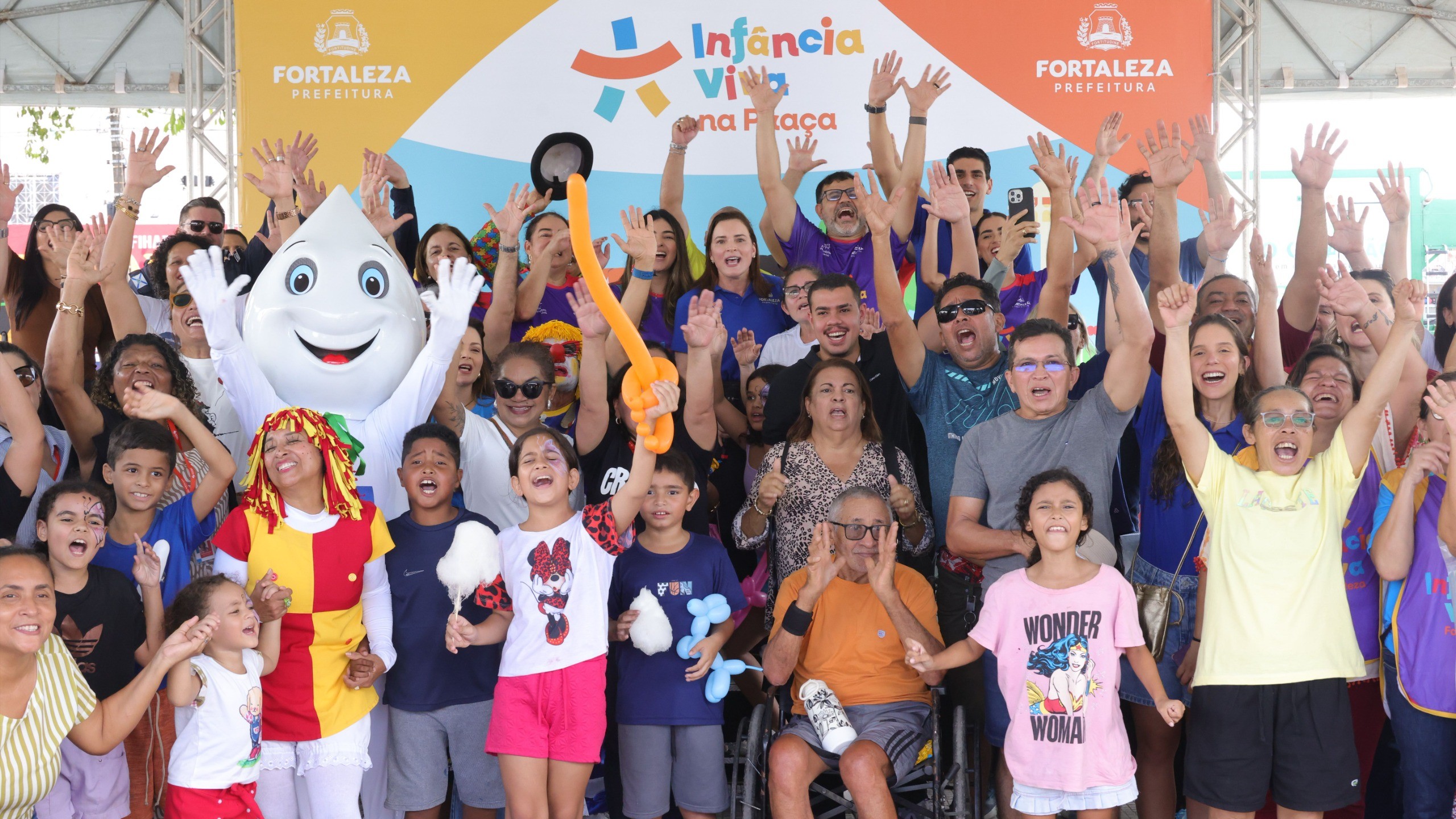 Iniciativa itinerante, intersetorial e permanente, o projeto busca aproximar serviços essenciais da população, promovendo cidadania, acolhimento e o direito ao brincar